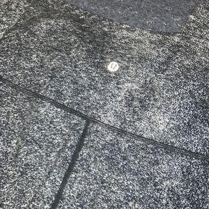 Lululemon size 6 28”